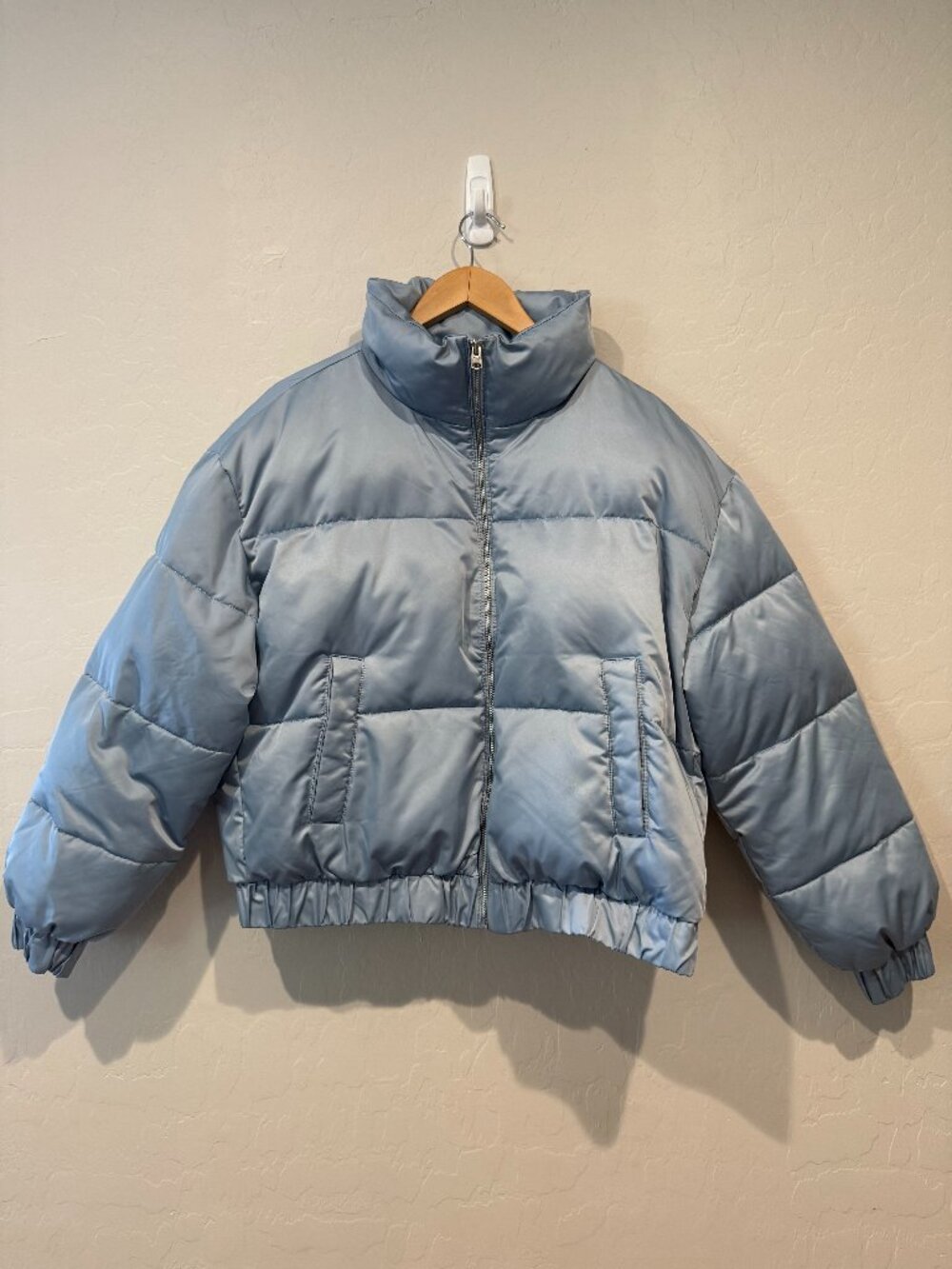 Abercrombie & Fitch A&F Ultra Mini Puffer Jacket Light Blue Satin Large L